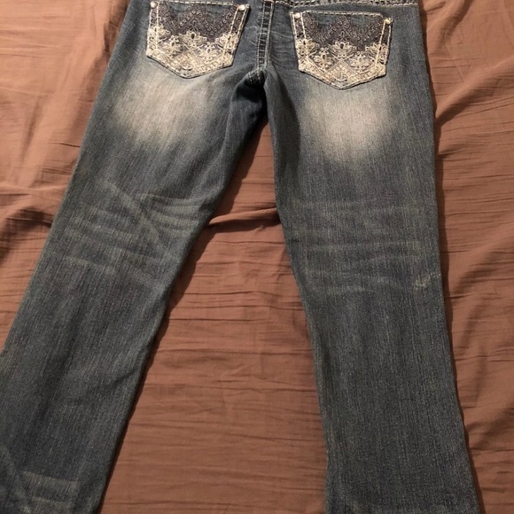 Jean capris - Picture 3 of 4